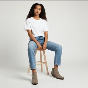 ETC Beige Size 7/8 Ankle Booties